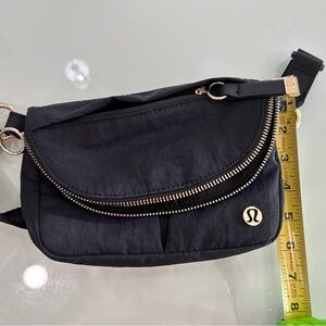 Lululemon mini festival bag NWOT